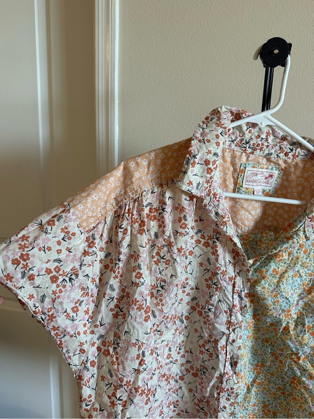 American Eagle Outfitters 100% Cotton floral Button-Up-CottageCore!! - Picture 6 of 9